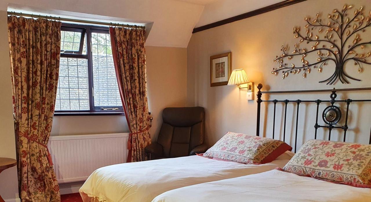 Stow Lodge Hotel Exterior foto
