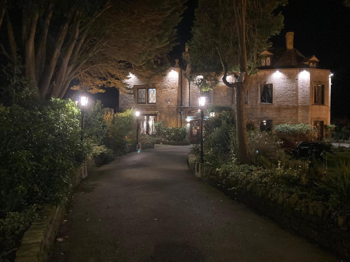 Stow Lodge Hotel Exterior foto